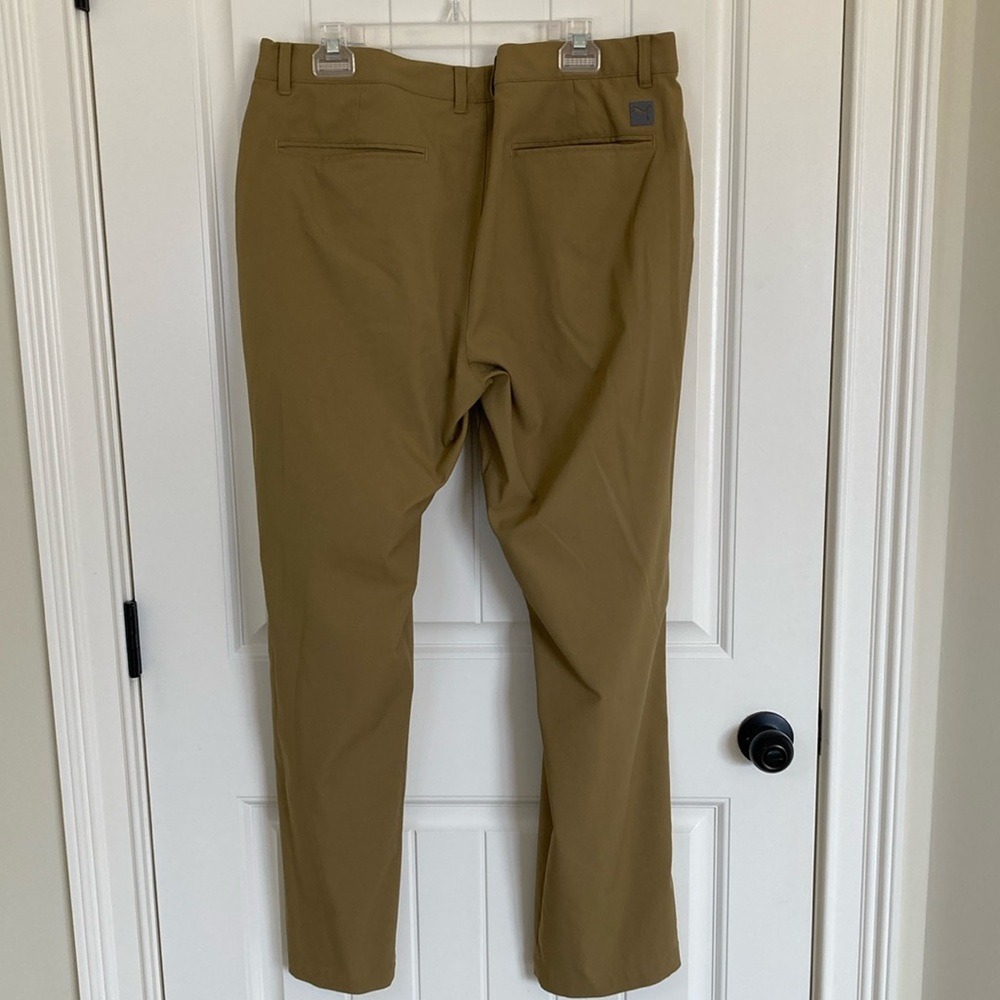 Puma Men's Pants Size 38x32 Tan Golf Flat Front Chino Stretch Trouser Outdoors - Picture 8 of 10